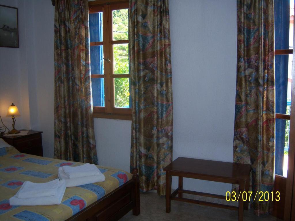 Smile Stella Studios Skopelos stad Rum bild